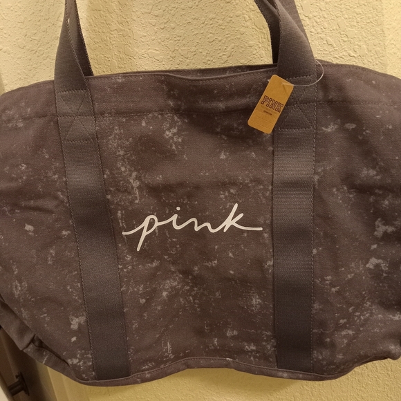 NWT PINK duffel bag - Picture 1 of 9